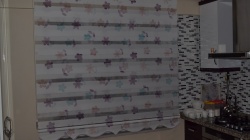 Pınar Andıç turkuaz mor zebra perde Birillanthome / İnci Perde